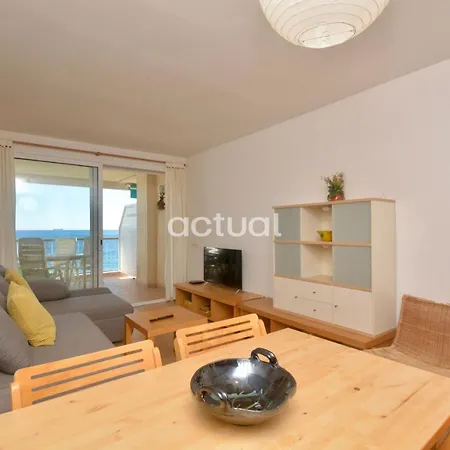 Catalunya C-3 Apartment *