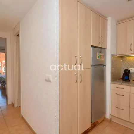 Apartament Catalunya C-3 *